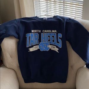UNC Sweatshirt, worn 1-3 times, not my school!!